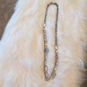 Silver necklace w/ pearl beads